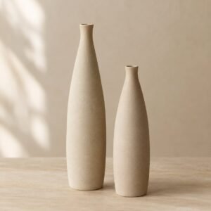 Duo de vases soliflores en céramique, shown on a plain studio background