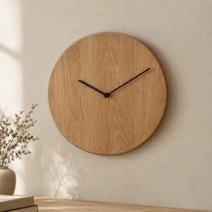 Horloge murale silencieuse en chêne, 30 cm, shown on a plain studio background